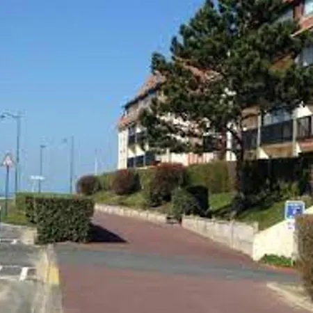 2p Avec Terrasse, Proche Plage, Bien Equipe - Fr-1-712-70 Apartment Villers-sur-Mer